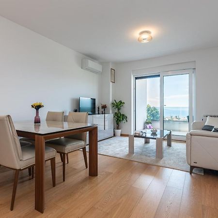 Apartment With Balcony Ocean Paradise Kastav Exterior photo