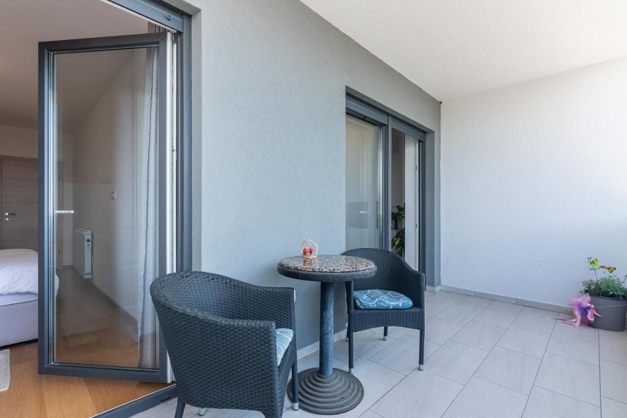 Apartment With Balcony Ocean Paradise Kastav Exterior photo